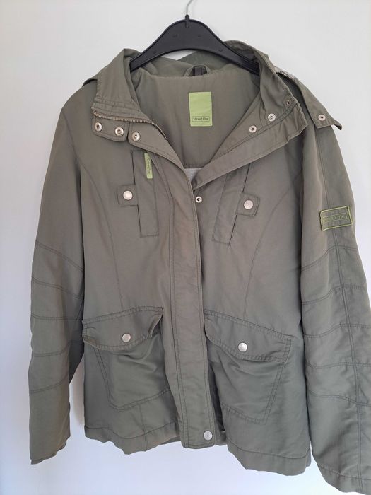 Преходно дамско яке