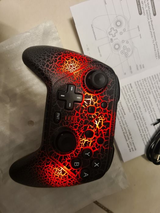 Controller Bluetooth pentru Nintendo Switch, PC, Android/IOS (ca Nou)