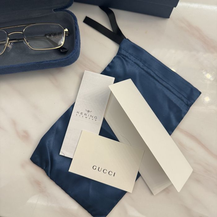 Ochelari de soare/de vedere Gucci