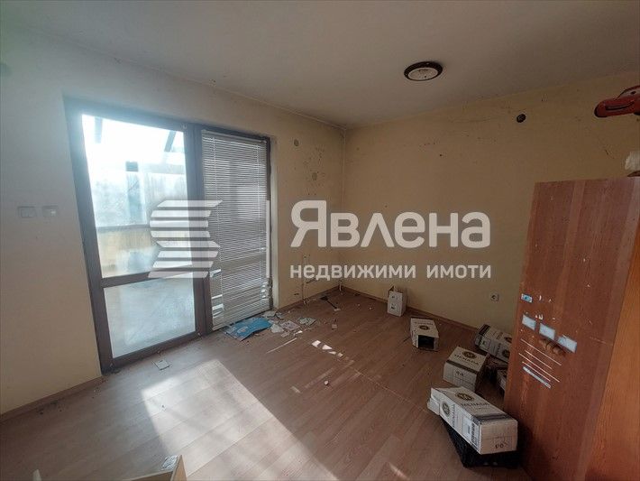 Продава се Тристаен апартамент в Свищов - 101 кв.м за 605 €/кв.м - Снимка #6