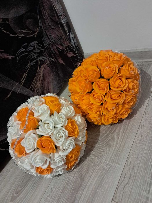 Buchete din trandafiri de sapun,aranjamente din dulciuri,etc