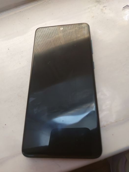 Самсунг А51 телефон