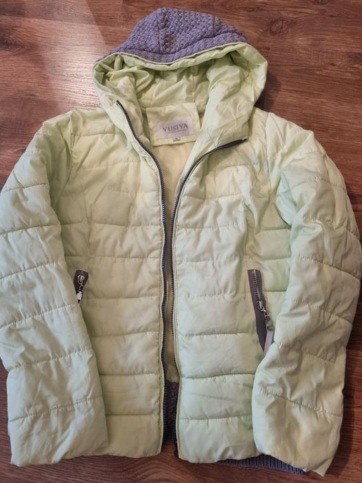Женская куртка, размер XL