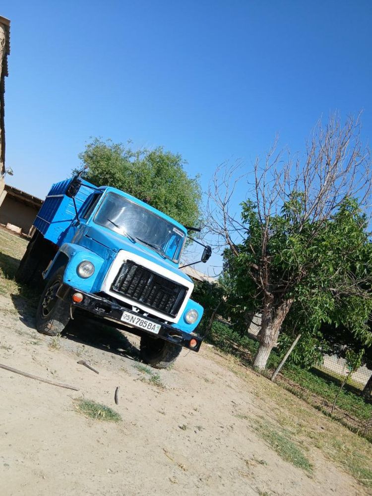 Gaz 53 bortavoy holati yaxshi yurib turgan