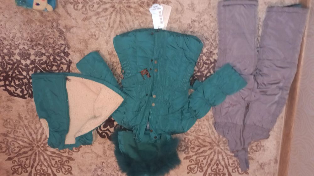 Новая Детская куртка и комбенезон