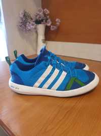 Adidasi adidas 41 in stare perfecta