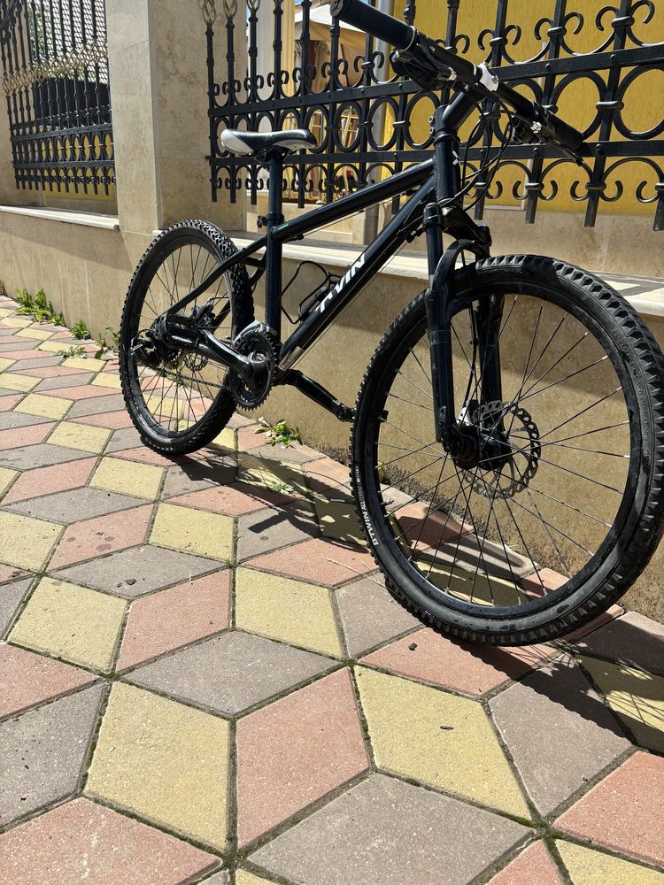 Bicicleta B-rwi  de 24 inch