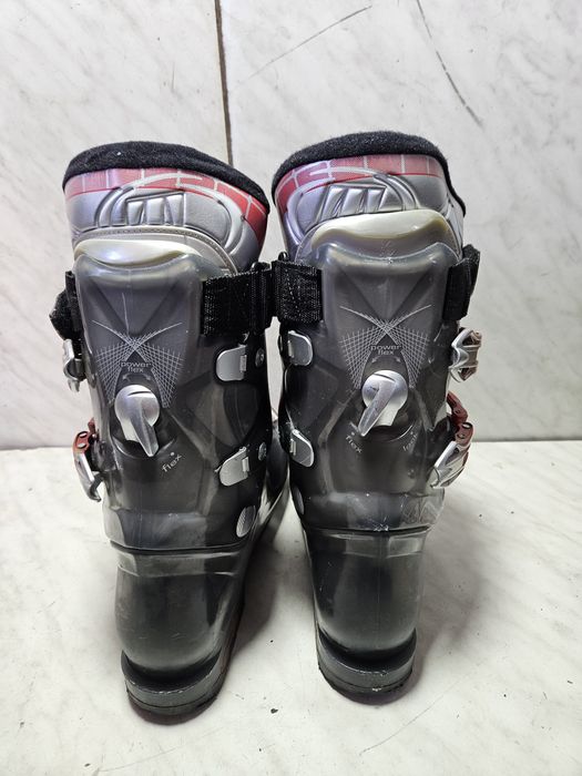 Clapari ski schi   Tecnica mondo  27-27,5  corespunde mărimii 42