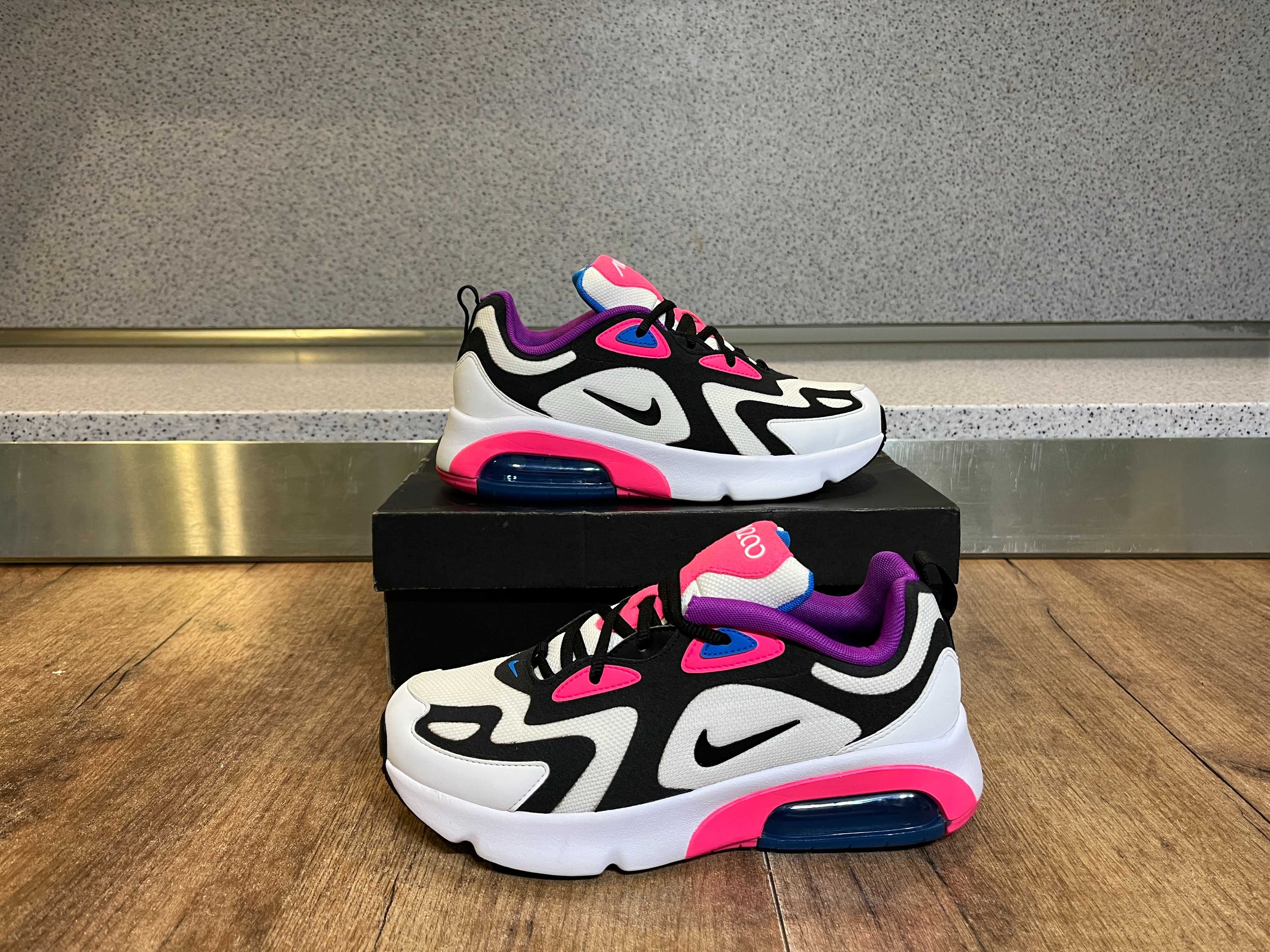 ОРИГИНАЛНИ *** Nike Air Max 200 / White Hyper Pink