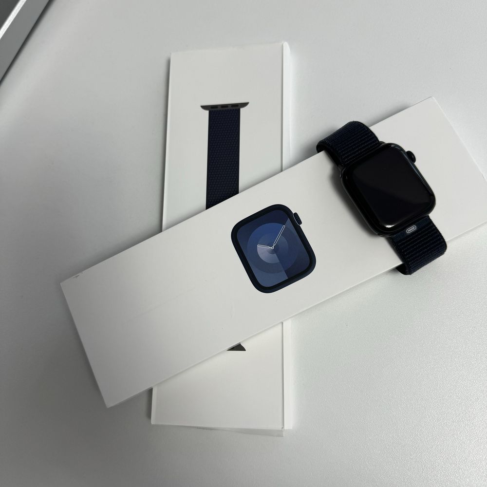 Apple Watch Seria 9 GPS+ Cellular 45mm