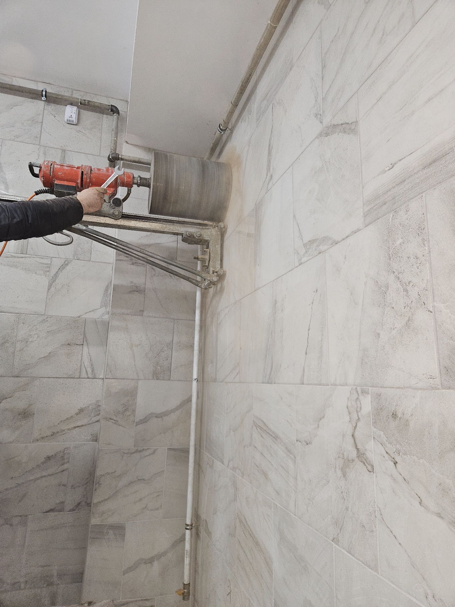 Carotare-Gaura Hotă,centrală, ventilație, ac,beton,cărămidă, bca