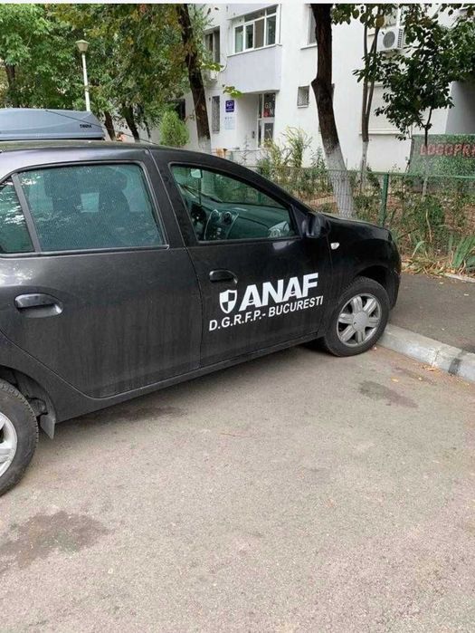 Stickere auto si colantari . Inscriptonari m autocolant reflectorizant