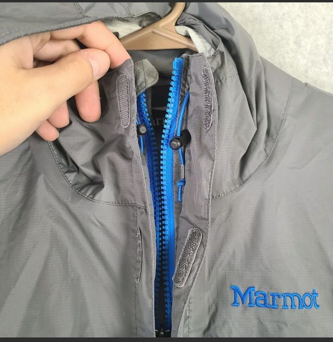 Geaca pt ploaie Marmot ca noua, marime S, barbateasca