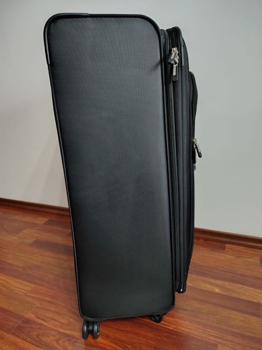 Vând valiză Samsonite