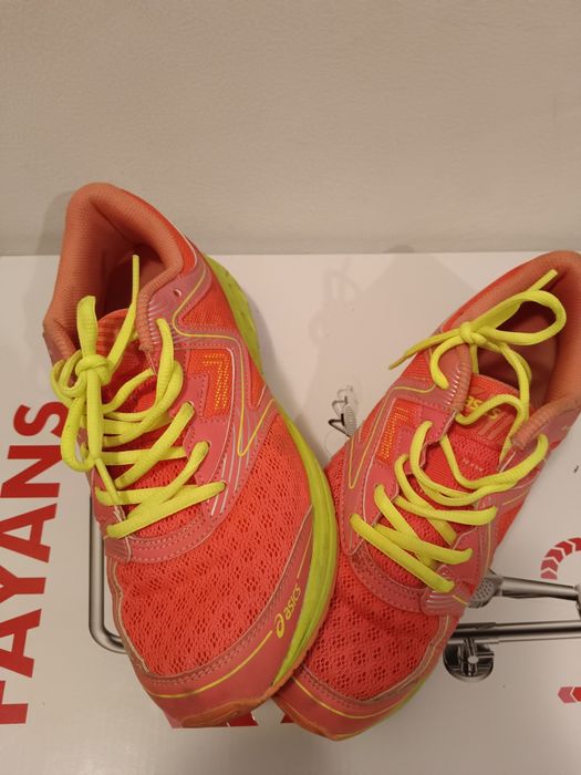 Дамски маркови маратонки