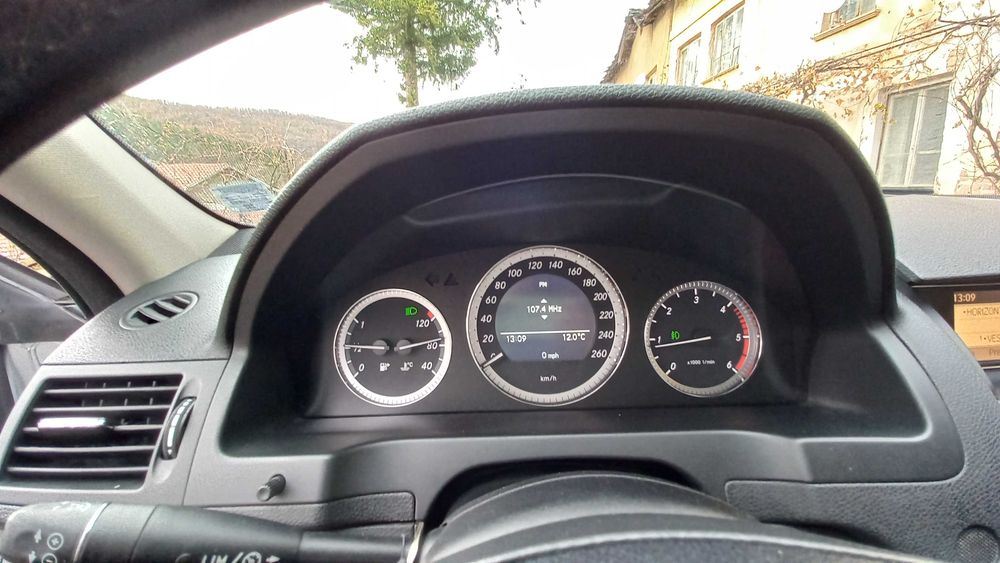 Mercedes C200 В перфектно състояния
