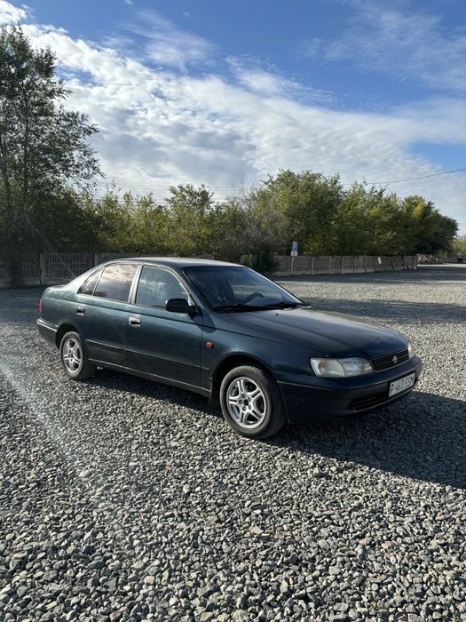 Продам Toyota Carina е 1,6л