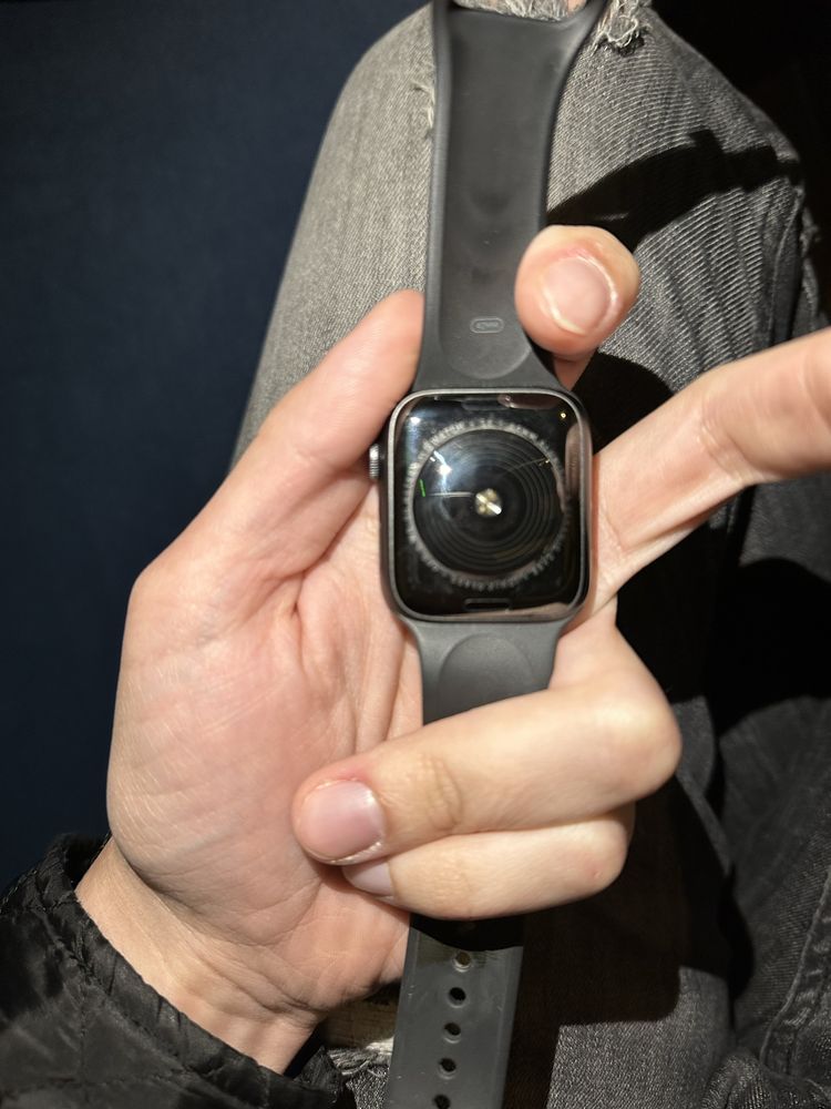 Apple watch SE 44mm GPS