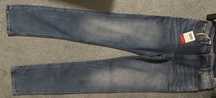 Blugi Tommy Jeans cu eticheta