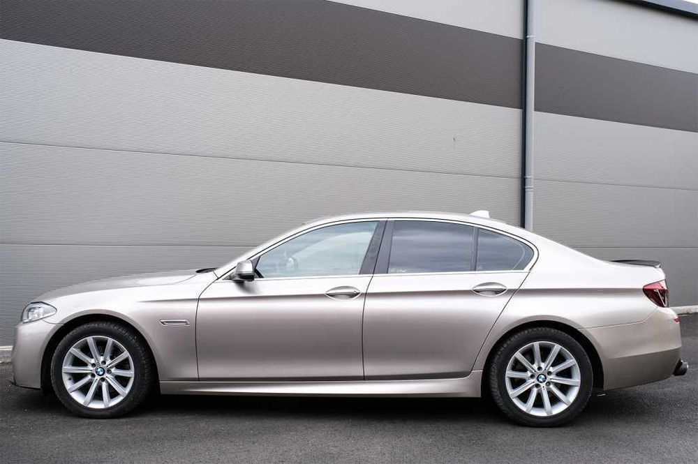 Kit Pachet M BMW F10 Seria 5 cu accesorii Taiwan