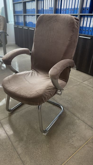 Посетителски столове Carmen  – бежов /използвани/