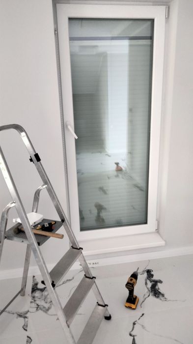 Termopane ferestre și uși Rulouri exterioare aluminiu