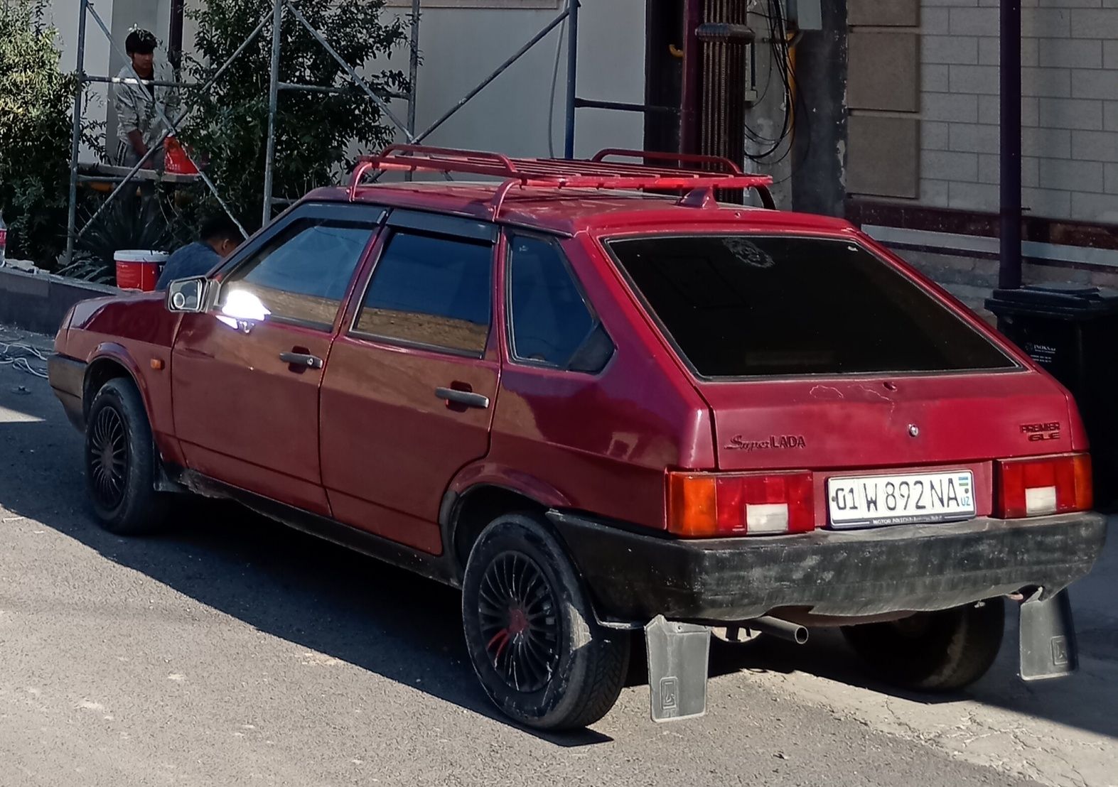 юриб турган машина