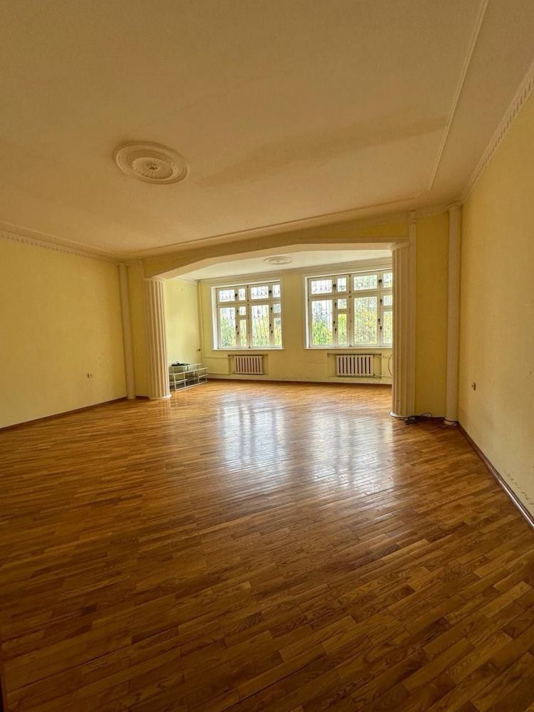 Срочно Продается Квартира 4/2/4 160м2 на Папугайчеке/ Айбек / Кафе Бон