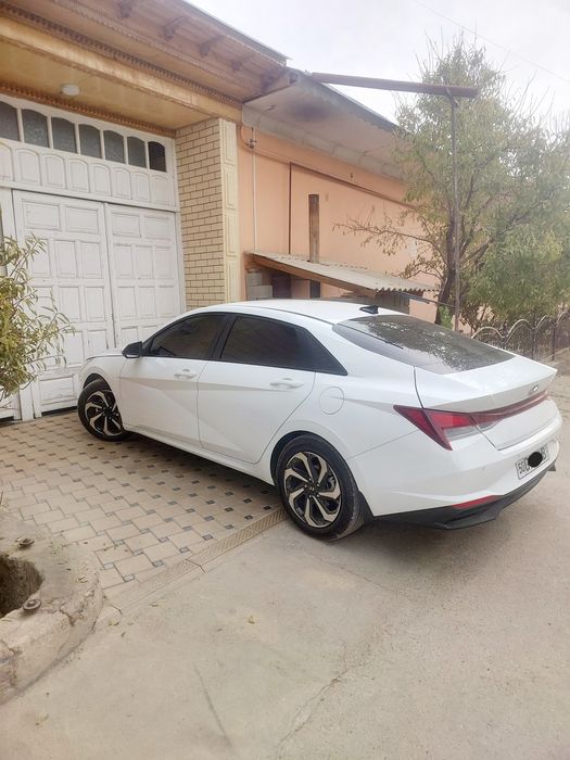 Hundai Elantra Элегант плус 2021