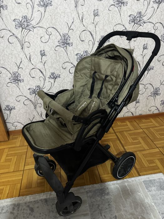 Прогулочная коляска belecoo