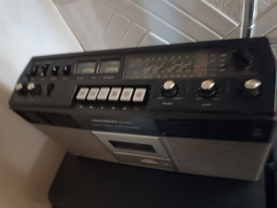 Radiocasetofon/boombox TECHNICS/JVC/SHARP/UNIVERSUM/sony/telefunken/sa