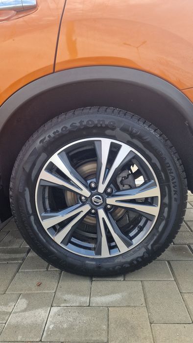 Nissan X - Trail