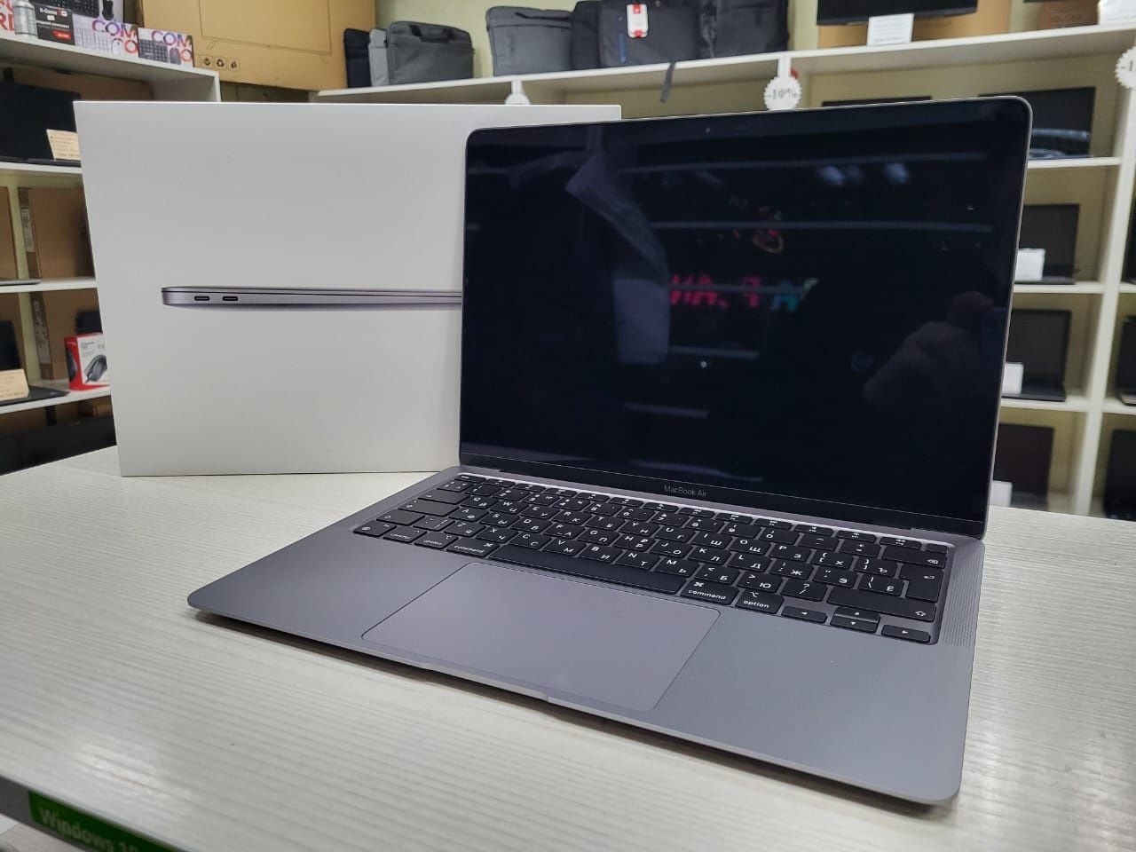 Новые Apple MacBook Air (M1 8 ядер, 8 Gb DDR4, 256 Gb SSD)