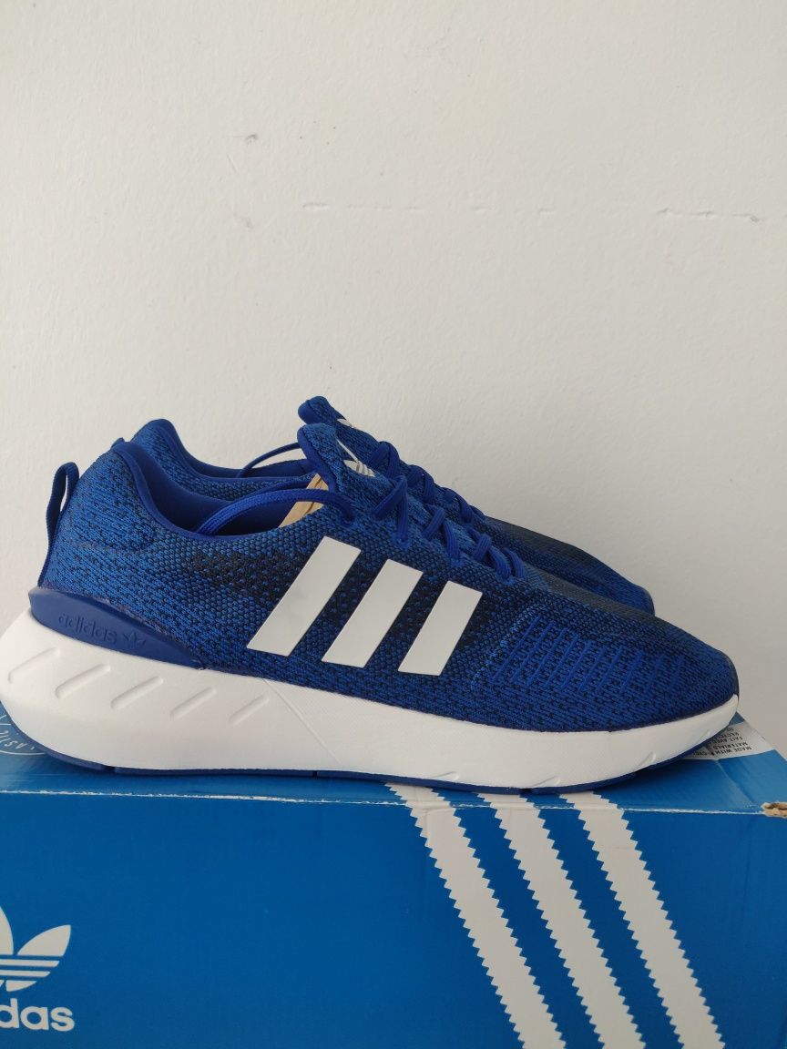 Adidas Swift Run 22 номер 45 1/3 код 1А