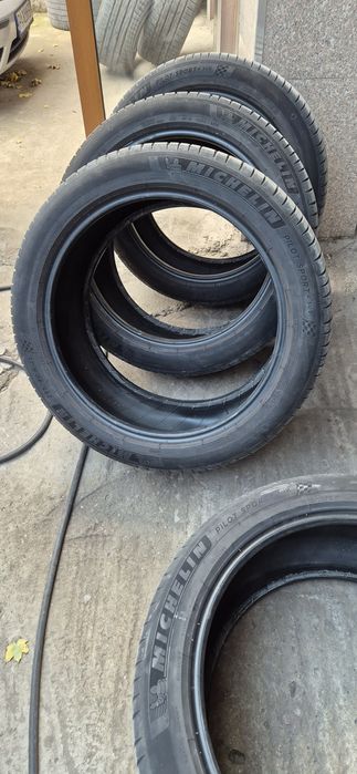 Автомобилни гуми