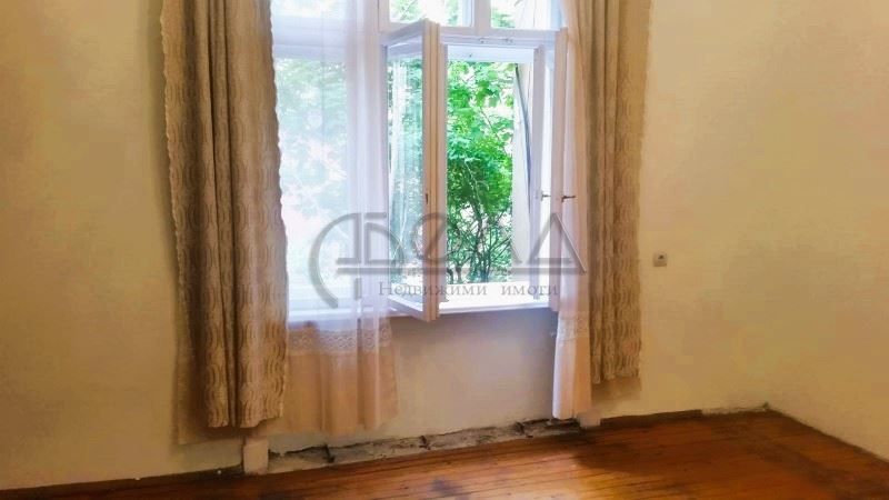 Продава се Етаж от къща в София, Център - 240 кв.м за 1459 €/кв.м - Снимка #9