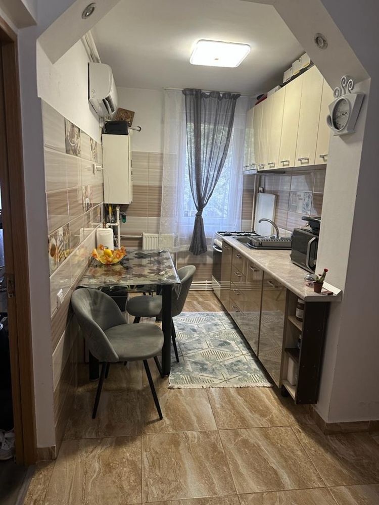 Apartament 2 camere mobilat