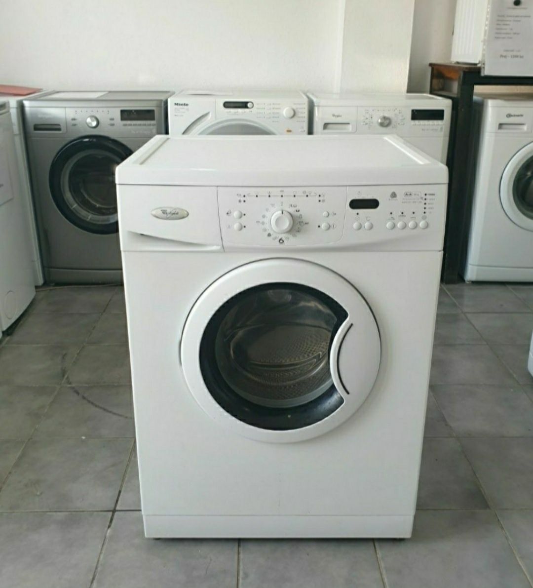REDUCERE 100 LEI. Masina de spălat rufe Whirlpool  / wcsb 63711 A++