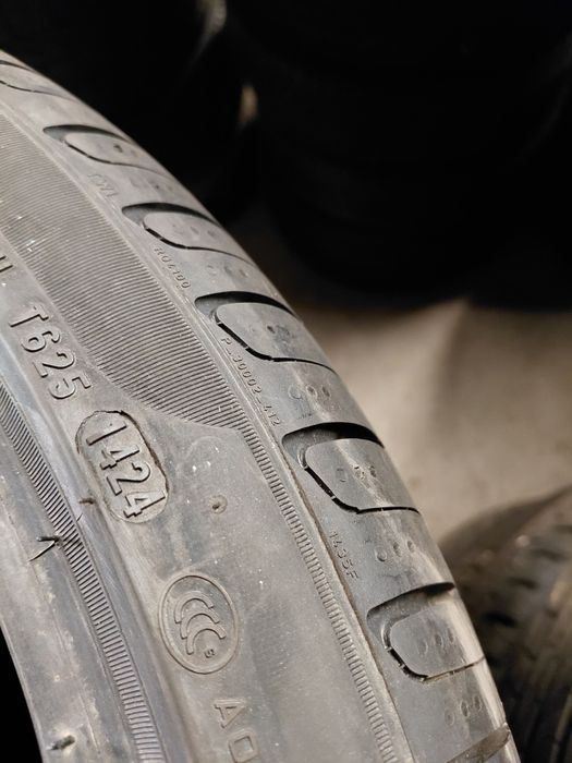 225/40/18" pirelli 1бр.гума Нова