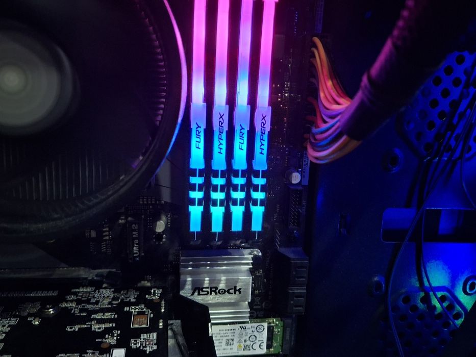 Компютър + Монитор Dell U2412M Ryzen 5 3600 64GB Fury HyperX 1050Ti