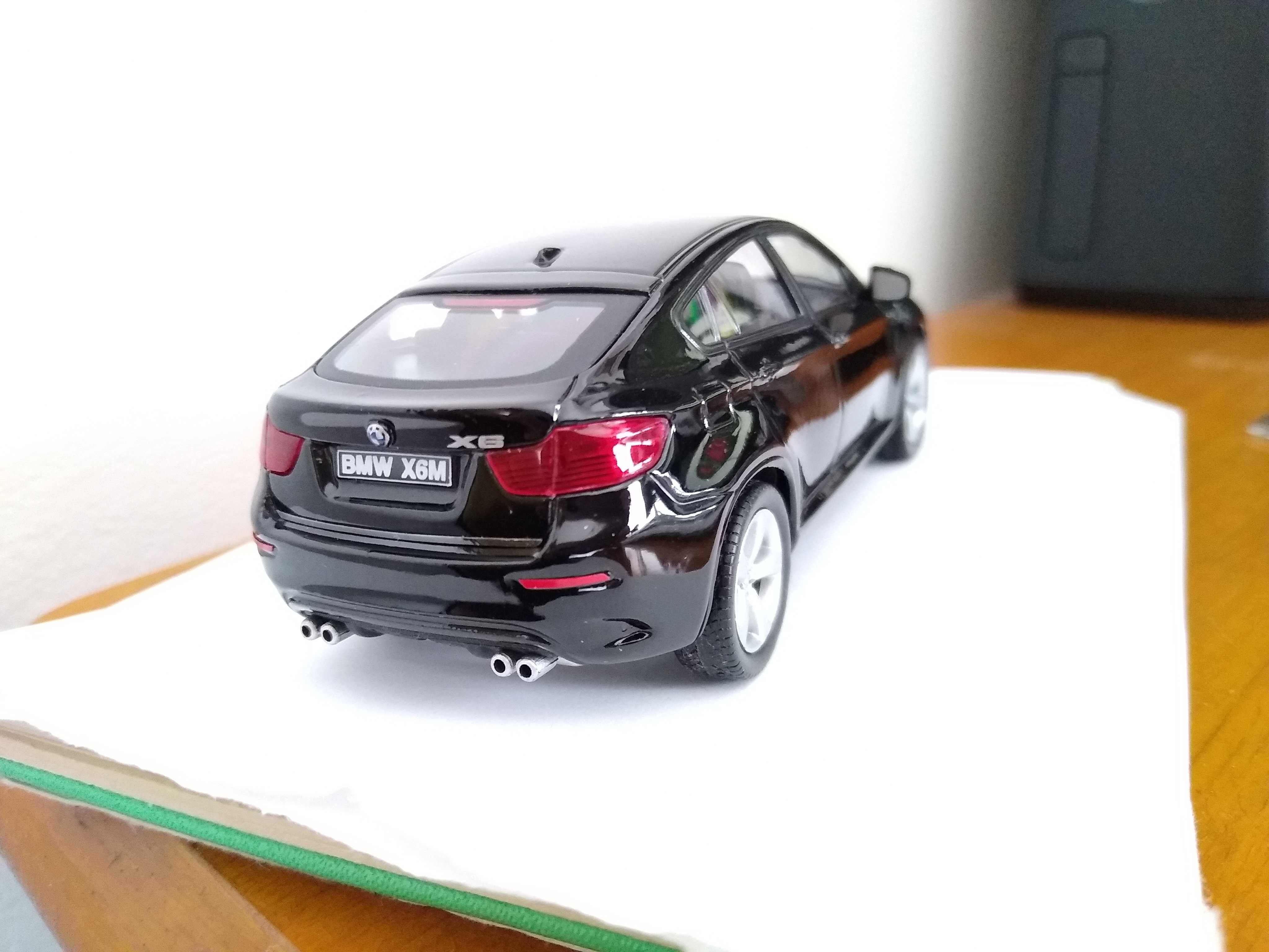 Vand macheta bmw seria: 2 coupe, 4 cabriolet, X6M la scara 1/43