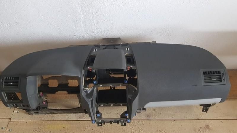 Plansa bord Opel Zafira B