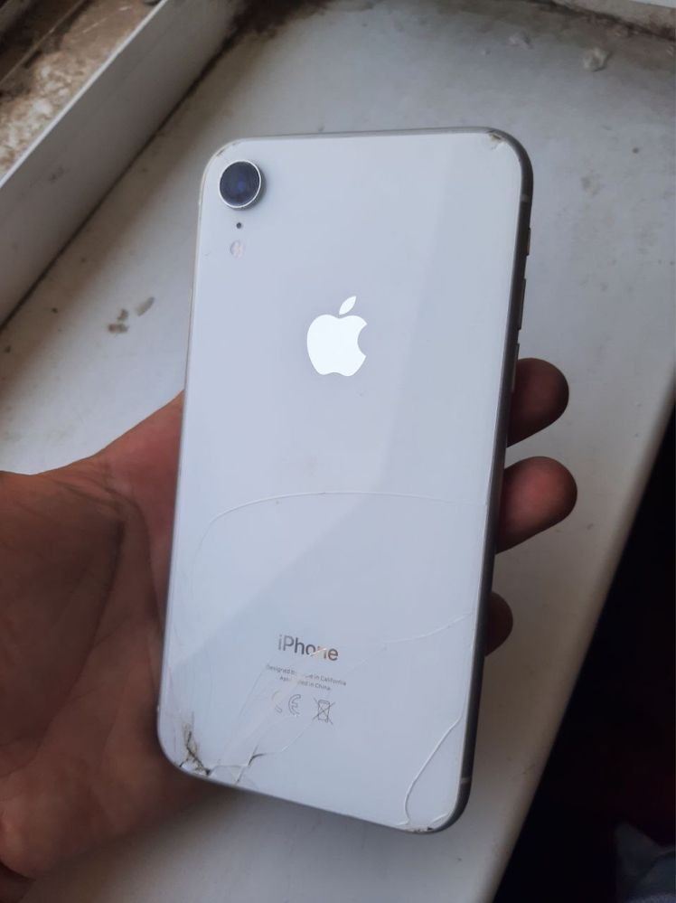 iphone xr sotiladi obmen bor