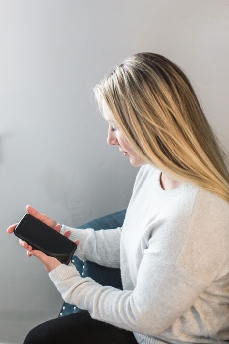 Pachet camera de supraveghere cu Card MicroSD 64 GB, Reolink E1-V2