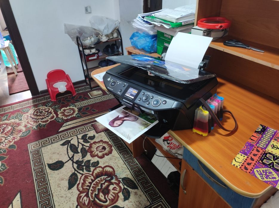 EpsonL 615 FuL HD 6 ta rangli tezkor kopia skanerli Fotostudya uchun