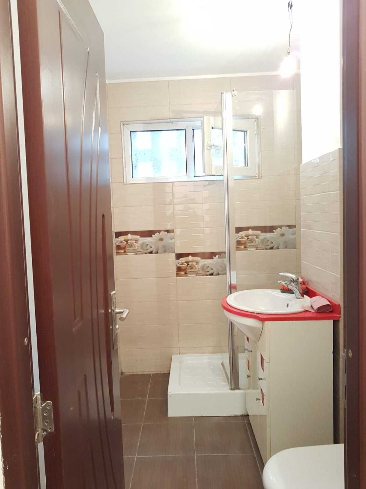 Apartament 2 camere decomandat parter renovat