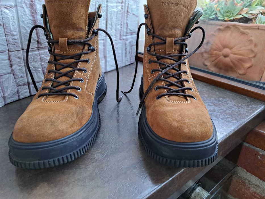 мъжки зимни обувки,боти,кубинки,ном44,Tommy Hilfiger