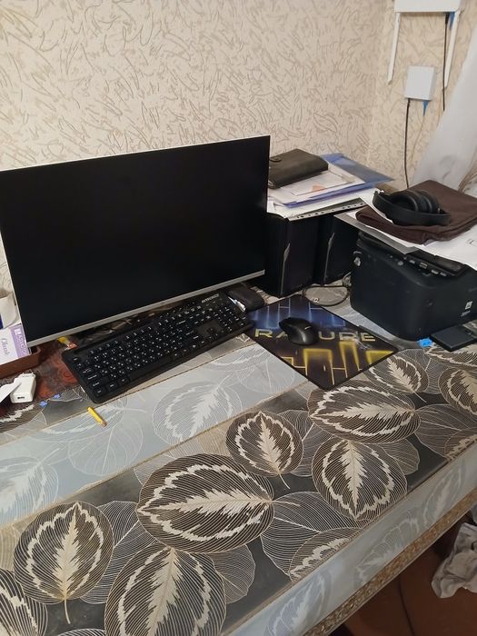 Игровой комп сотилади комплект,монитор 27,системный блок,ва клавиатура