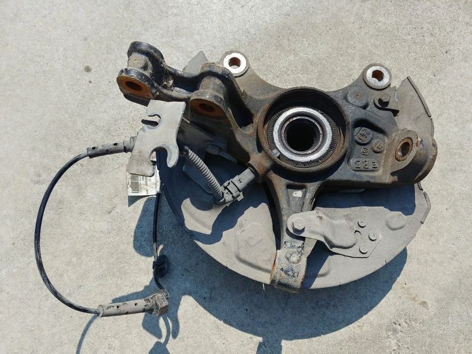 fuzeta stanga fata 1.6b citroen c5 aircross  9825606680