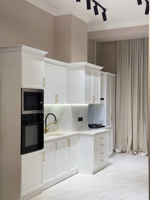 Продается 3 комнатная квартира новостройка Ок Сарой Макро Паркентский